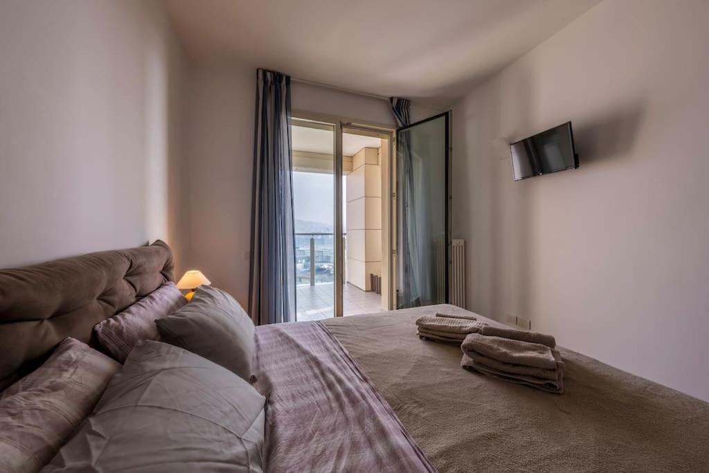 5 Stars Apart Sea View Genua Exterior foto
