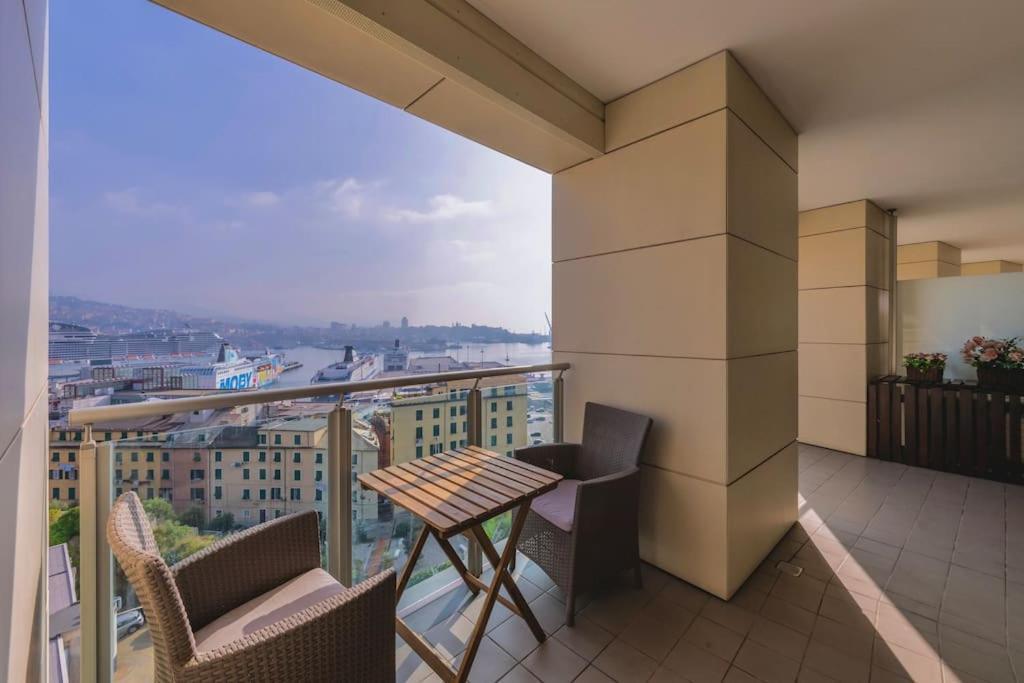 5 Stars Apart Sea View Genua Exterior foto